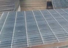 <b>钢格板固定方沐鸣式与注意事项</b>