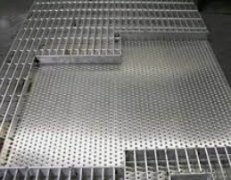 <b>简介复合钢格板的沐鸣特点和维护保养方法</b>