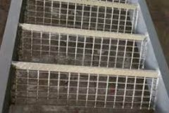 <b>沐鸣测速踏步钢格栅板是钢格板产品中的分支产</b>