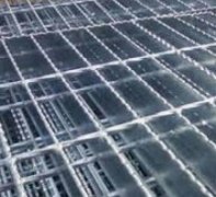 <b>热镀锌钢格沐鸣平台栅板施工过程中要注意保养</b>