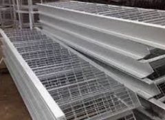 <b>复合钢格栅可沐鸣平台以通过观察镀锌厚度来确</b>