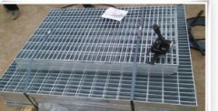 <b>钢格栅的判别标沐鸣平台准是表面的热镀锌处理</b>