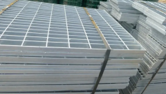 <b>沐鸣镀锌钢格板要确保选择符合实际生产需要的</b>