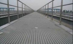 <b>简单介绍钢沐鸣登录格板的构造及焊接注意事项</b>