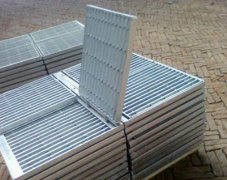 <b>沐鸣平台不锈钢格栅盖板的焊接对热源的输入非</b>