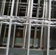 <b>不锈钢格板的选用与沐鸣平台碳钢格板相同</b>